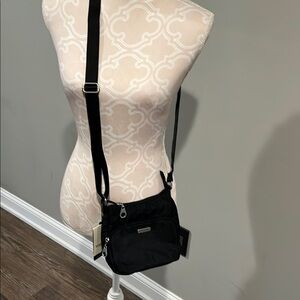 Black Baggallini Crossbody Bag
